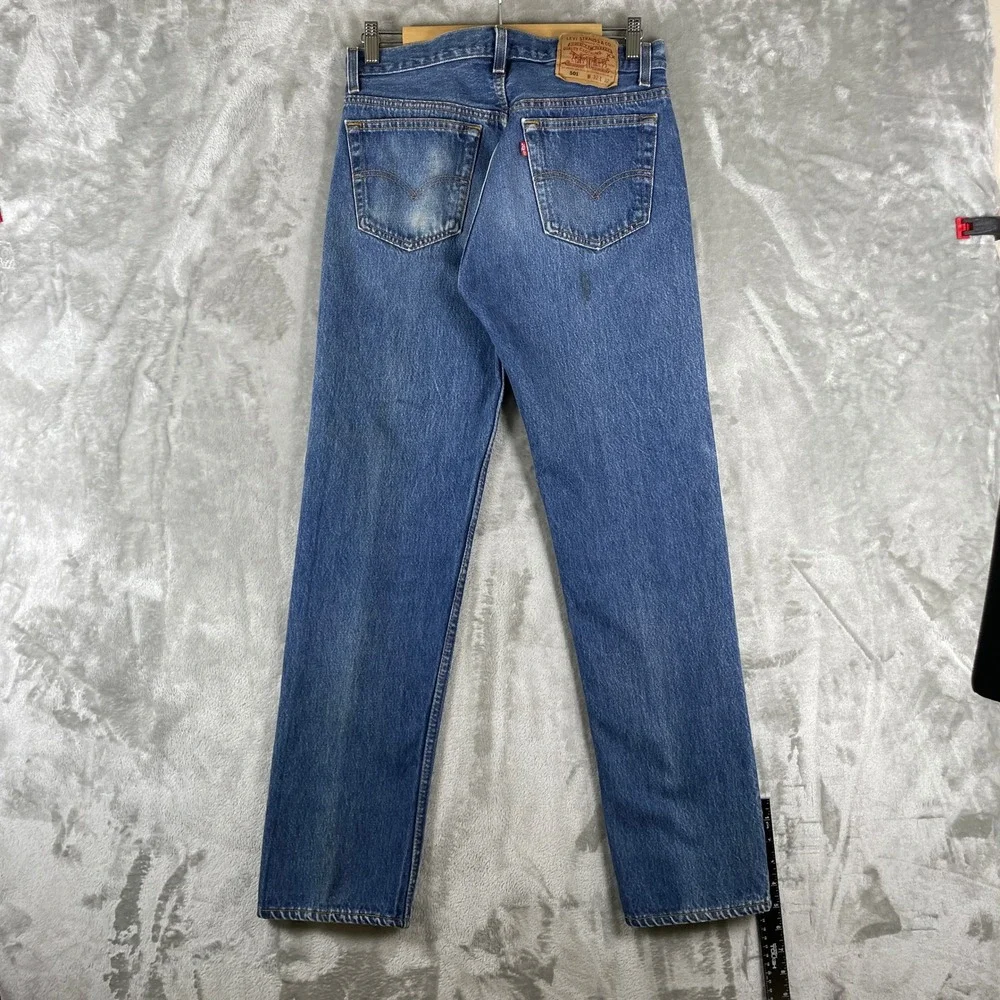 Vintage Levis 501 Jeans Mens 32x32 fits 30x31 Made in USA Dark Wash 90s Button